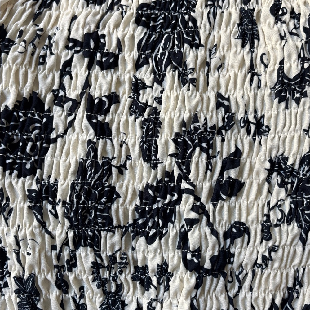 SHEIN Blouse - Picture 6 of 6